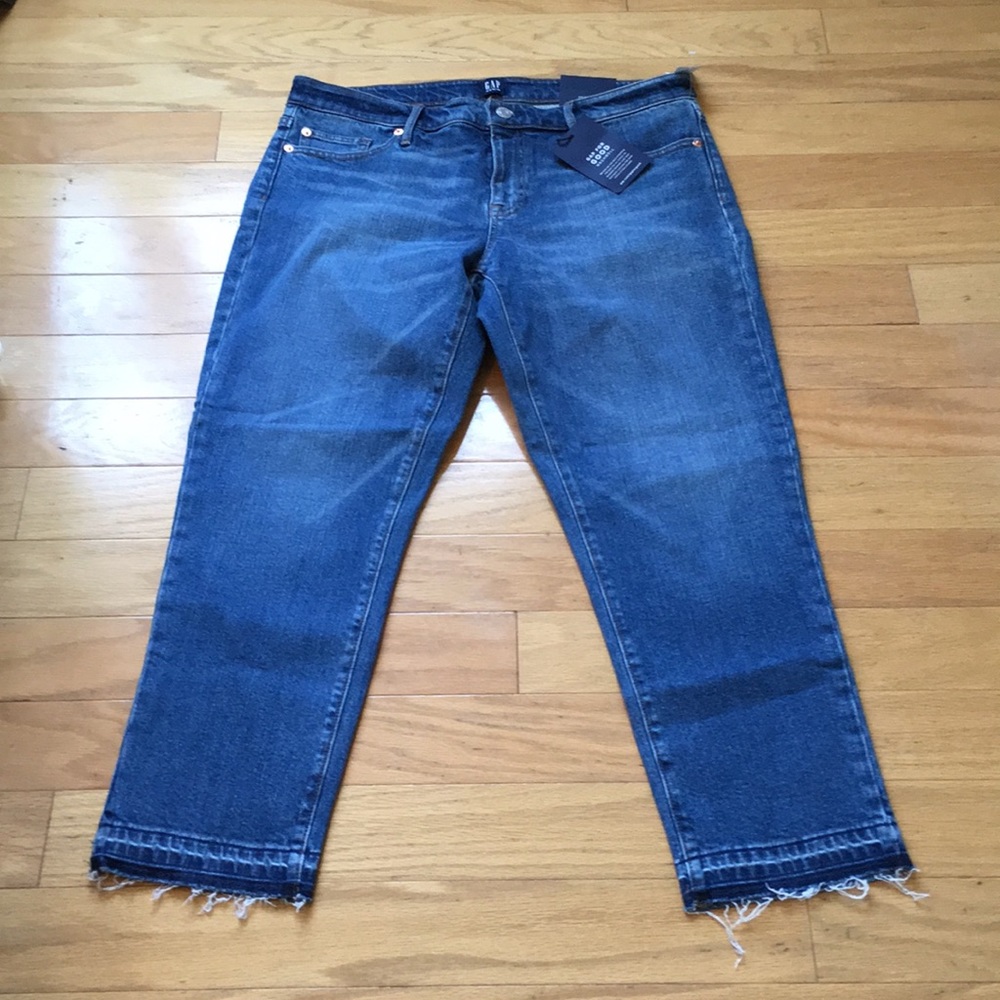Gap Best Girlfriend Jeans Sz 30 NWT
